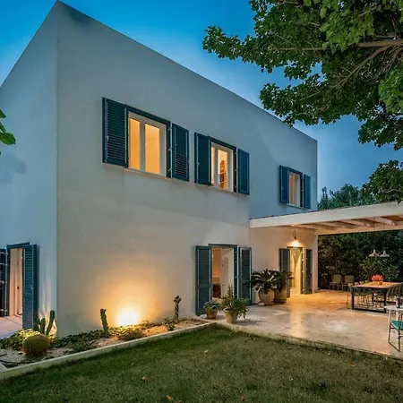 Casavento Puzziteddu 6, Emma Villa *